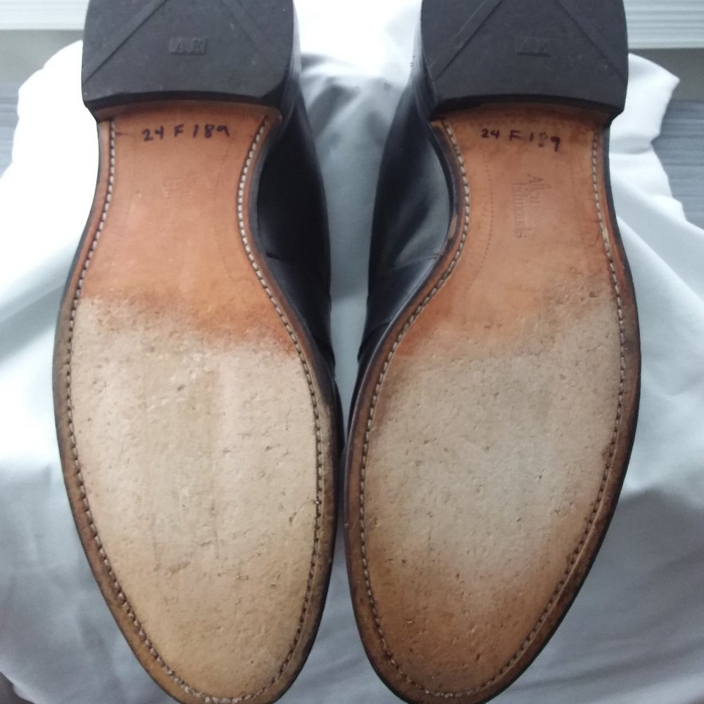 Allen Edmonds Black Newport Loafer Men's Shoes - Picture 3 of 7